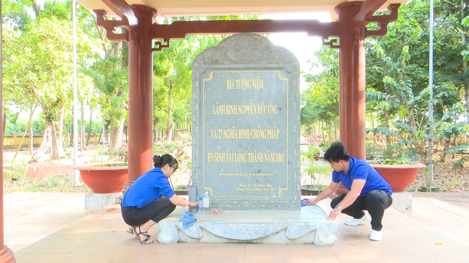 FILE 01 DON DEP VE SINH CAC KHU DI TICH LICH SU.mp4.00_00_08_01.Still001.jpg