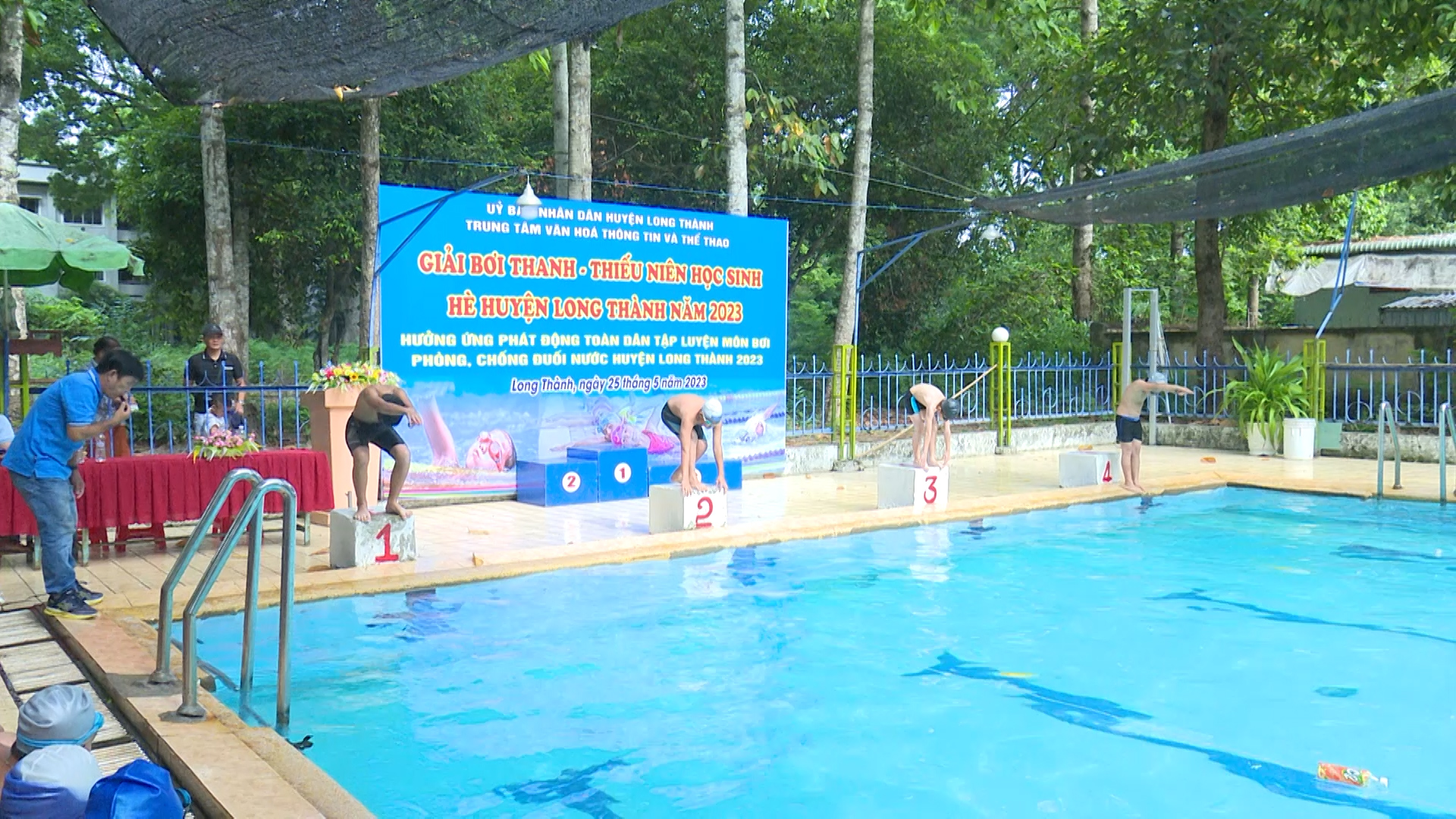 GIAI BOI THANH THIEU NIEN HOC SINH 2023.mp4.00_00_10_20.Still001.jpg